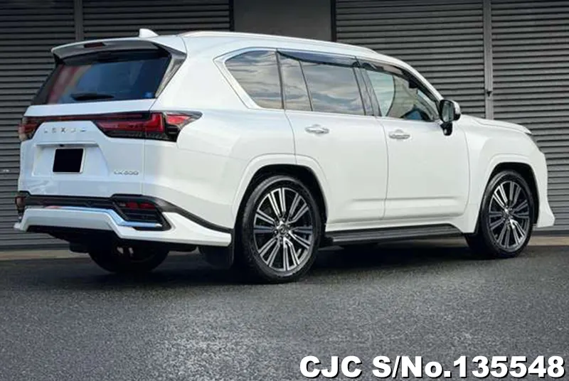 Lexus LX 600 in White for Sale Image 2