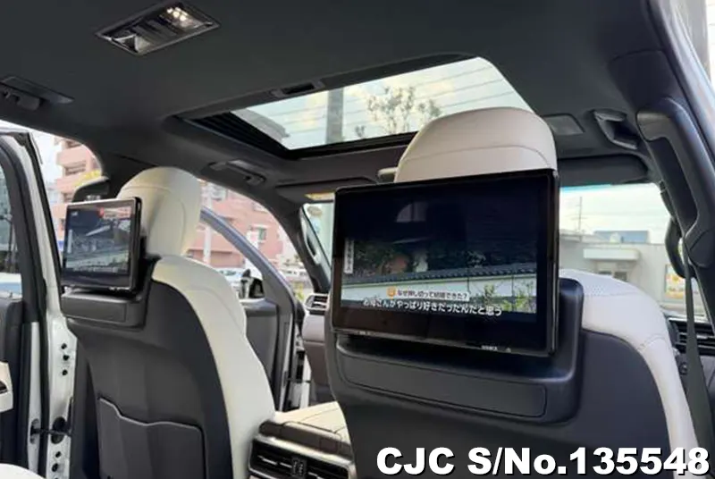 Lexus LX 600 in White for Sale Image 12