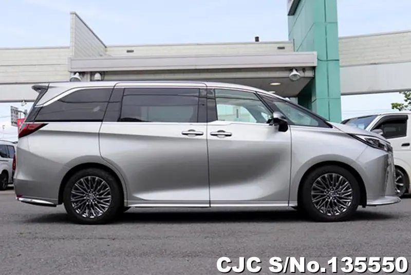 Lexus LM500h in Gray for Sale Image 6
