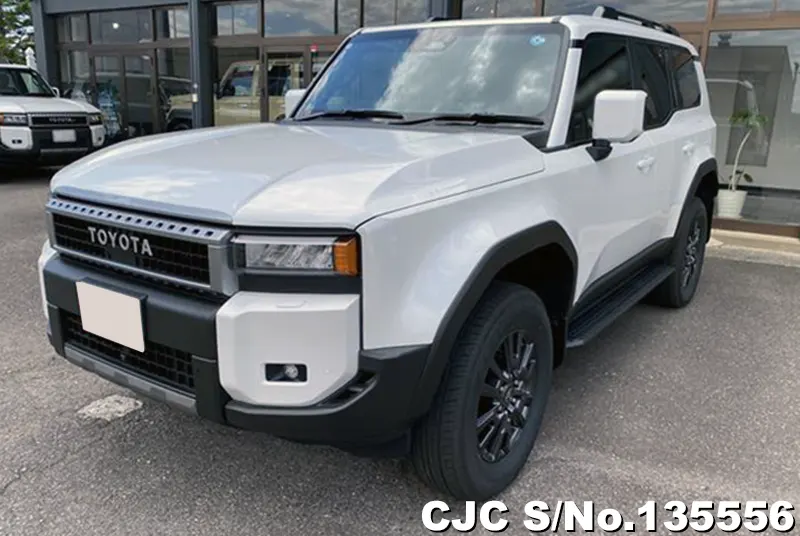 Toyota Land Cruiser 250 in Pearl for Sale Image 3