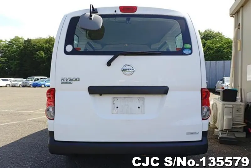 Nissan NV200 in White for Sale Image 4