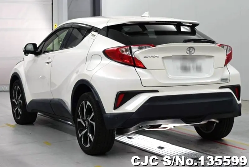 Toyota C-HR in White for Sale Image 1