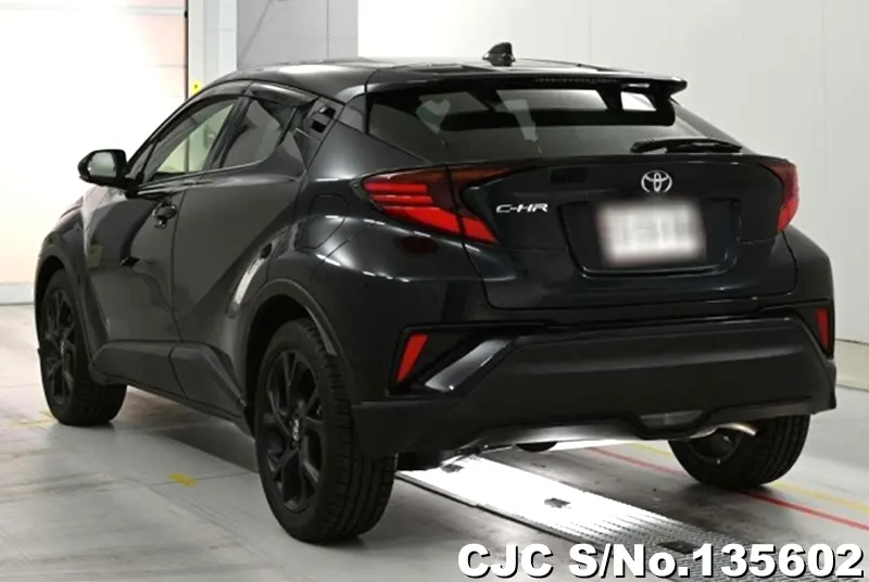 Toyota C-HR in Black for Sale Image 1