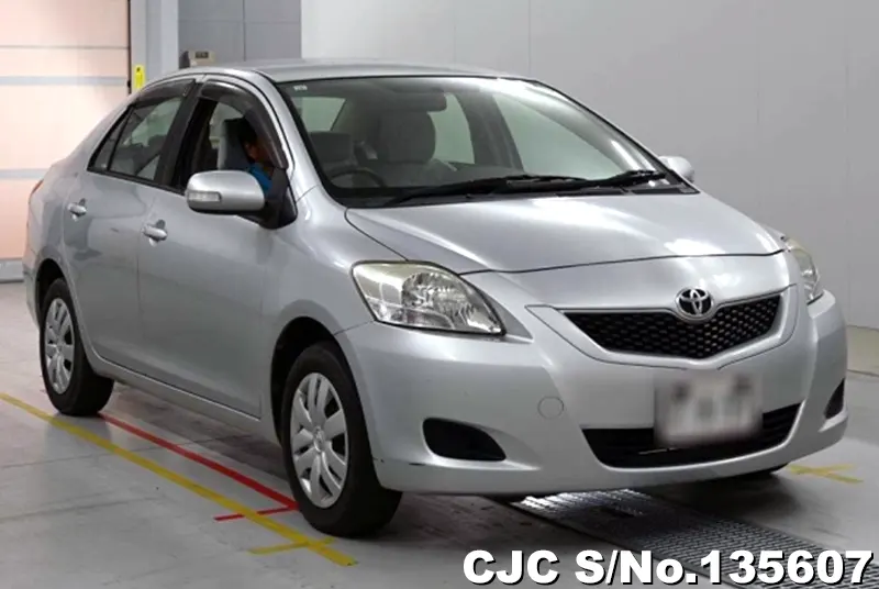 Toyota / Belta 2009