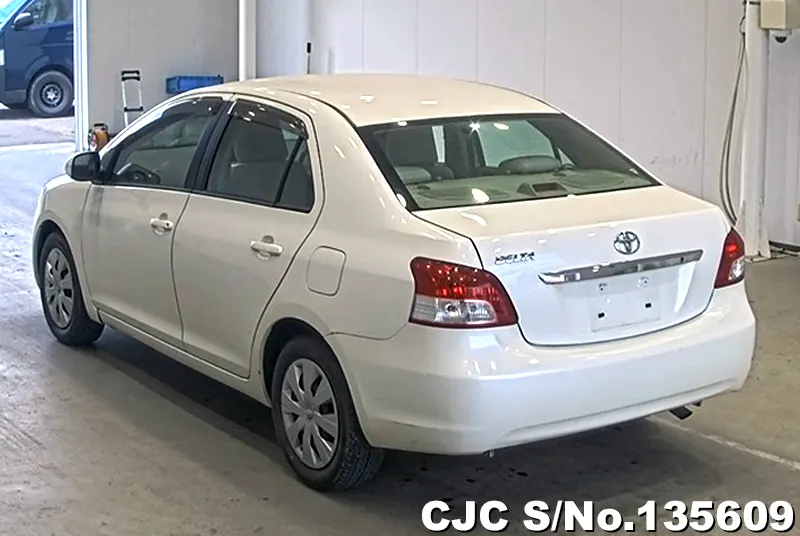 Toyota Belta in White for Sale Image 1
