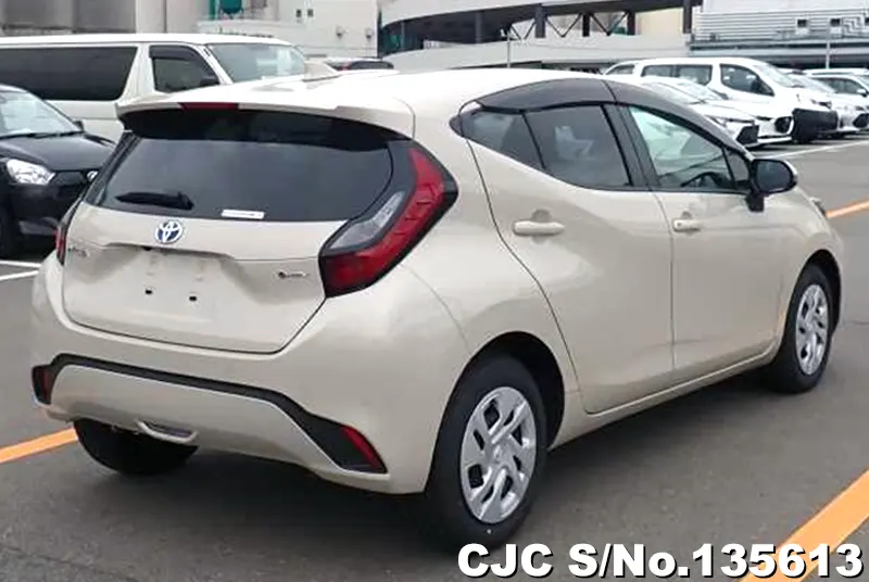 Toyota Aqua in Beige for Sale Image 1