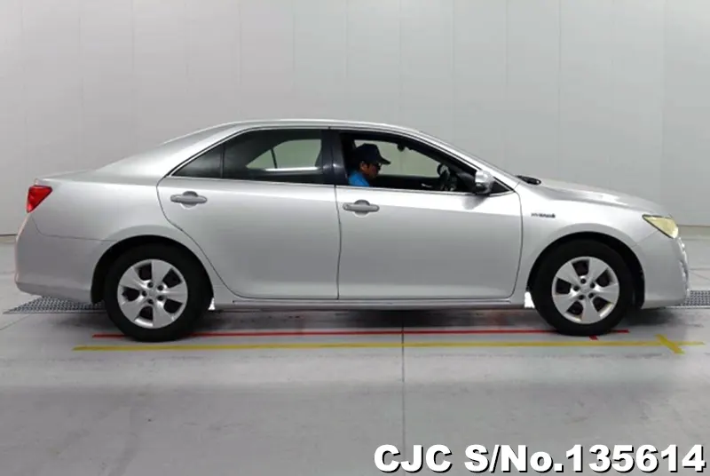 Toyota Camry in Silver for Sale Image 6