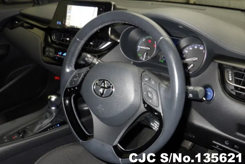 Toyota C-HR in Black for Sale Image 6