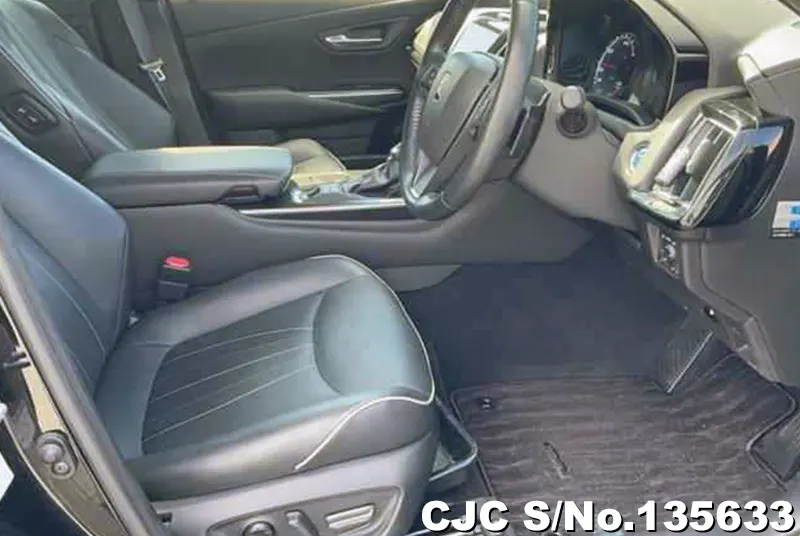 Toyota Crown in Black for Sale Image 6