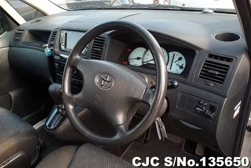 Toyota Spacio in Silver for Sale Image 7