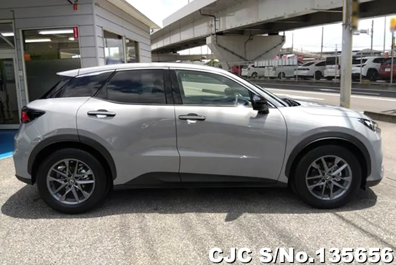 Lexus LBX in Gray for Sale Image 6