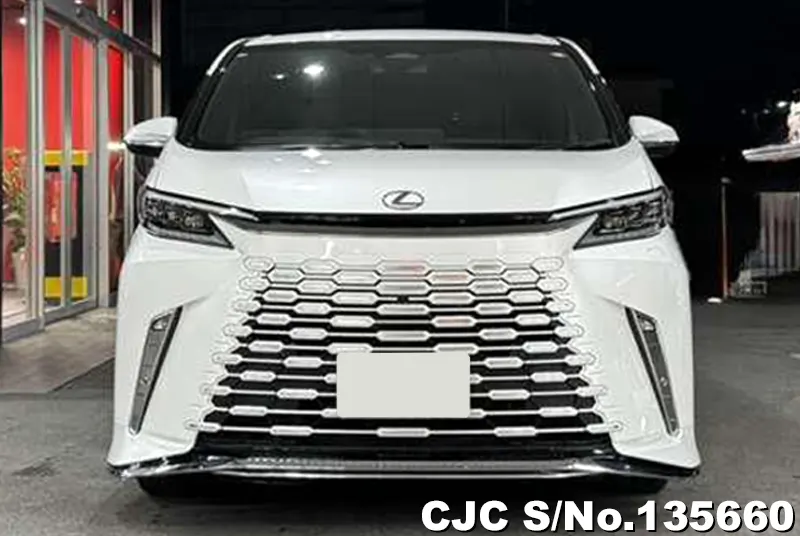 Lexus LM500h in White for Sale Image 3