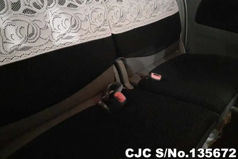 Toyota Sienta in White for Sale Image 9