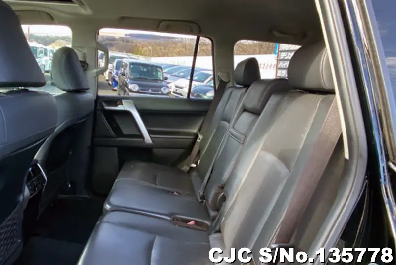 Toyota Land Cruiser Prado in Black for Sale Image 10
