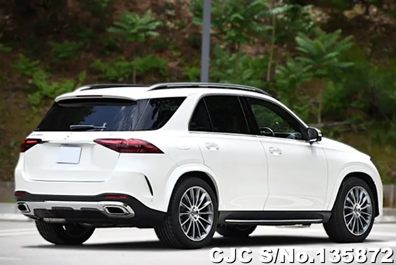 Mercedes Benz GLE Class in White for Sale Image 2