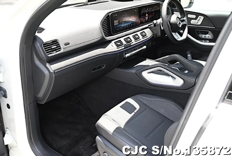 Mercedes Benz GLE Class in White for Sale Image 8