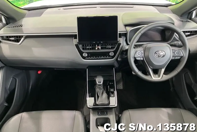 Toyota Corolla Cross in Pearl for Sale Image 9