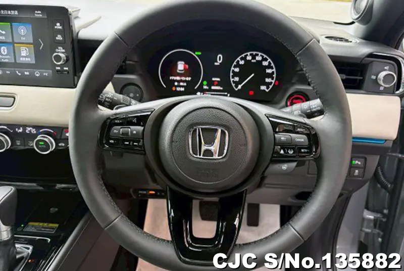 Honda Vezel in Gray for Sale Image 7