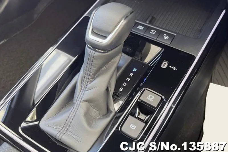Toyota Corolla Cross in Pearl for Sale Image 6