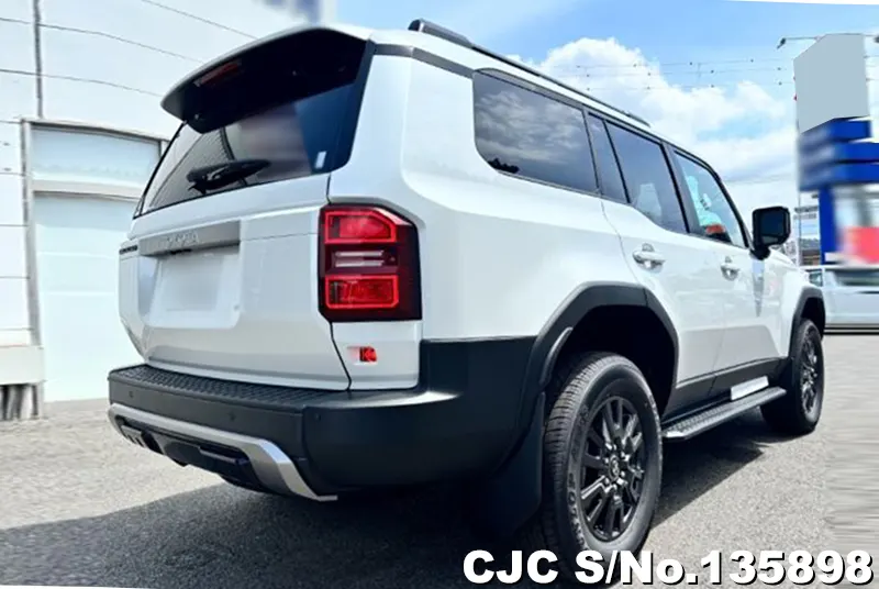 Toyota Land Cruiser 250 in Pearl for Sale Image 2