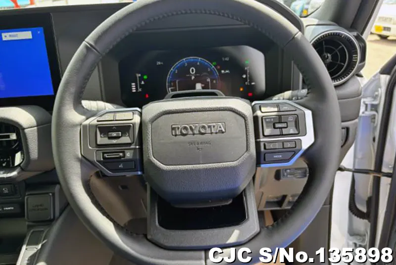 Toyota Land Cruiser 250 in Pearl for Sale Image 11