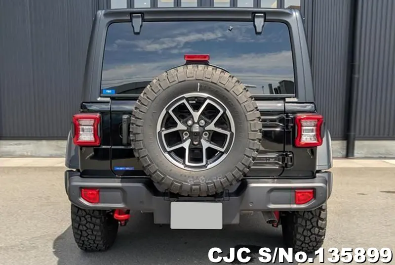 Jeep Wrangler in Black for Sale Image 2