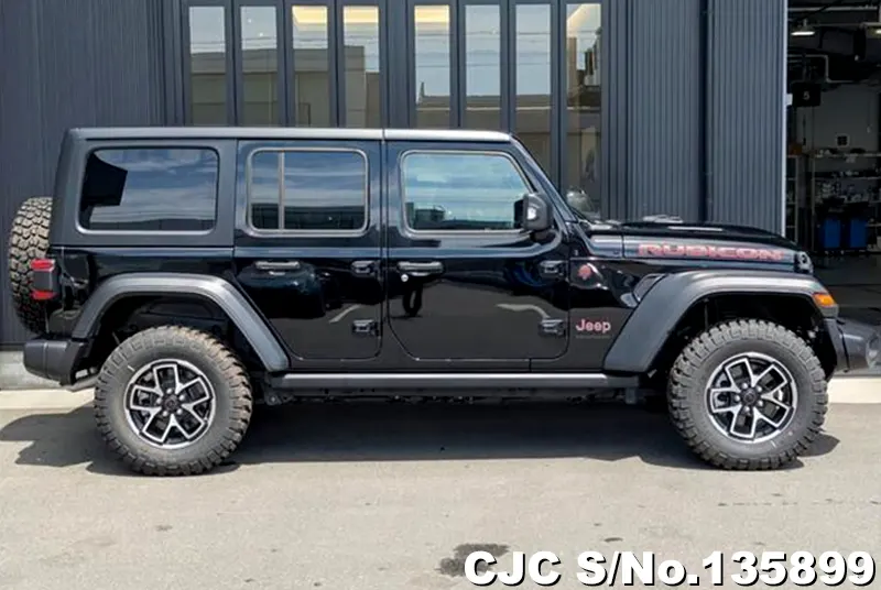 Jeep Wrangler in Black for Sale Image 3