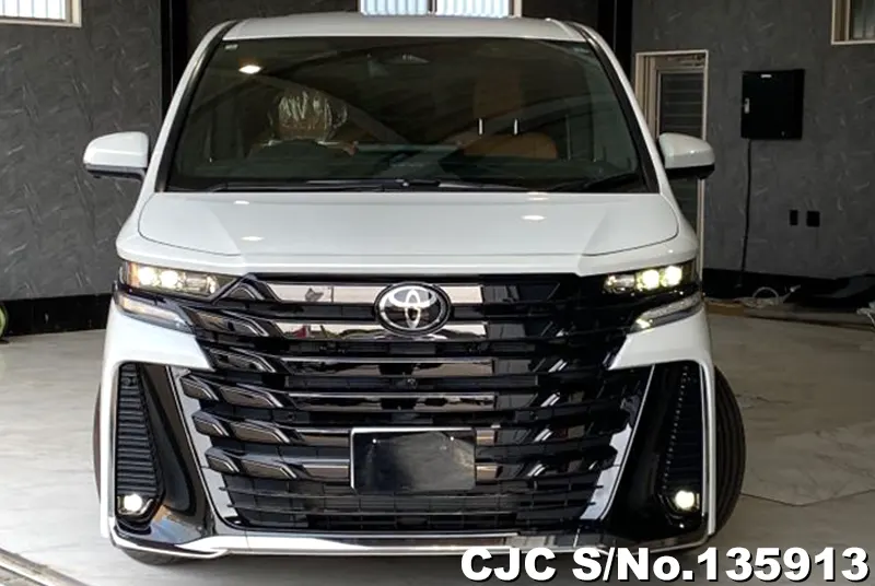 Toyota Vellfire in Pearl for Sale Image 4