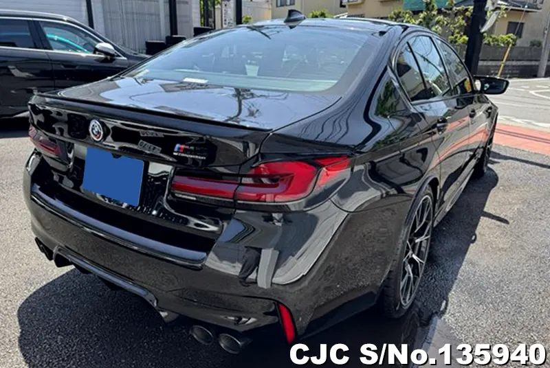 BMW M5 in Black for Sale Image 2
