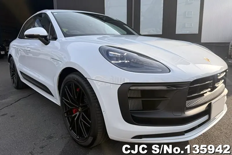 Porsche / Macan 2026