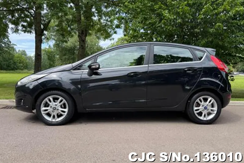 Ford Fiesta in Black for Sale Image 7