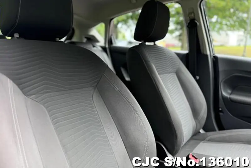 Ford Fiesta in Black for Sale Image 12