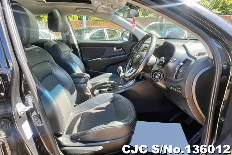 Kia Sportage in Black for Sale Image 10