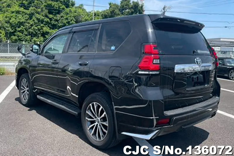 Toyota Land Cruiser Prado in Black for Sale Image 1