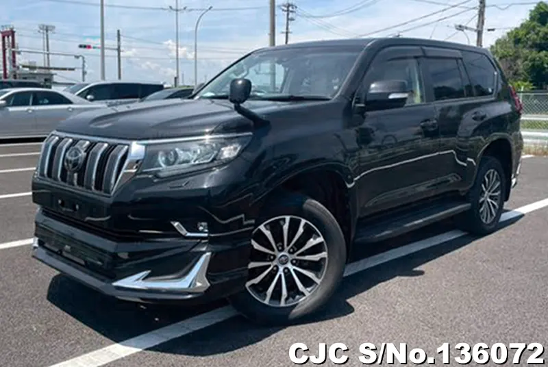 Toyota Land Cruiser Prado in Black for Sale Image 3