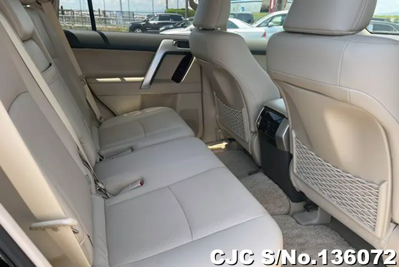 Toyota Land Cruiser Prado in Black for Sale Image 8