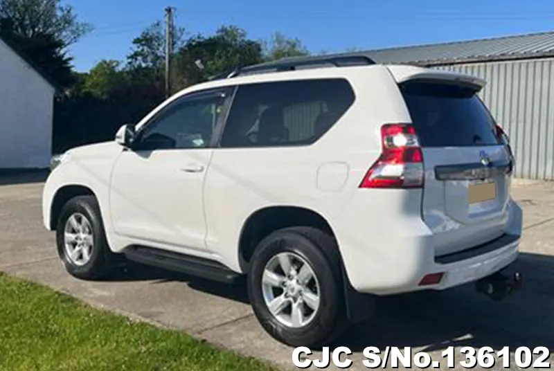 Toyota Land Cruiser Prado in White for Sale Image 1