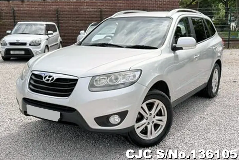 Hyundai Santa FE in Silver for Sale Image 3