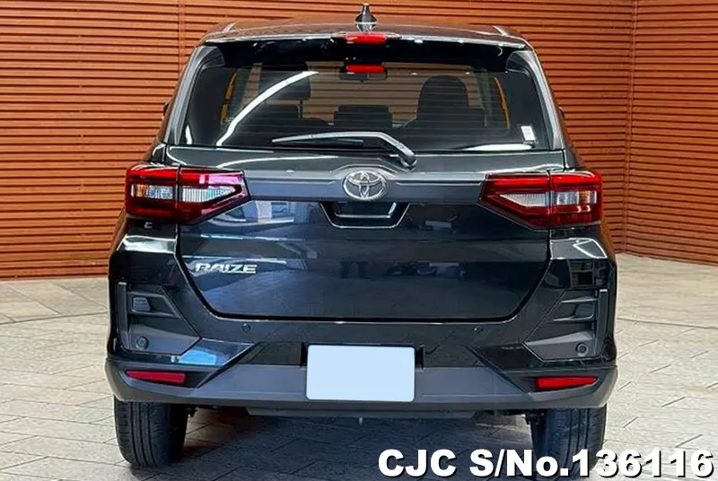 Toyota Raize in Black for Sale Image 2