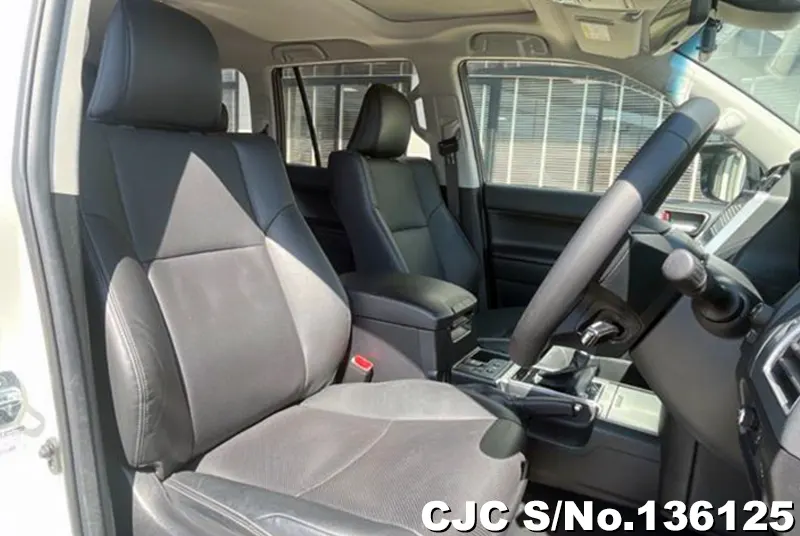 Toyota Land Cruiser Prado in Pearl for Sale Image 4