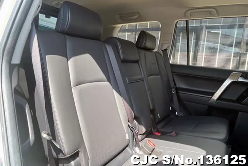Toyota Land Cruiser Prado in Pearl for Sale Image 5