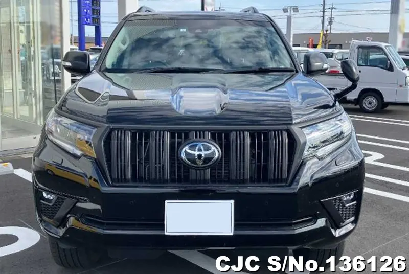 Toyota Land Cruiser Prado in Black for Sale Image 4