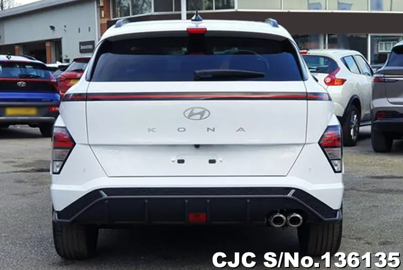 Hyundai Kona  in White for Sale Image 5