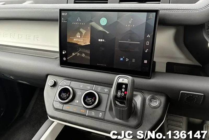 Land Rover Defender in Gray for Sale Image 11