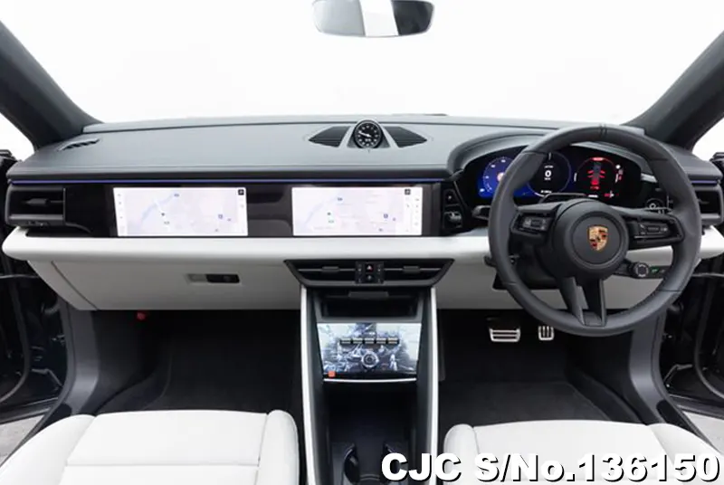 Porsche Macan in Black for Sale Image 8