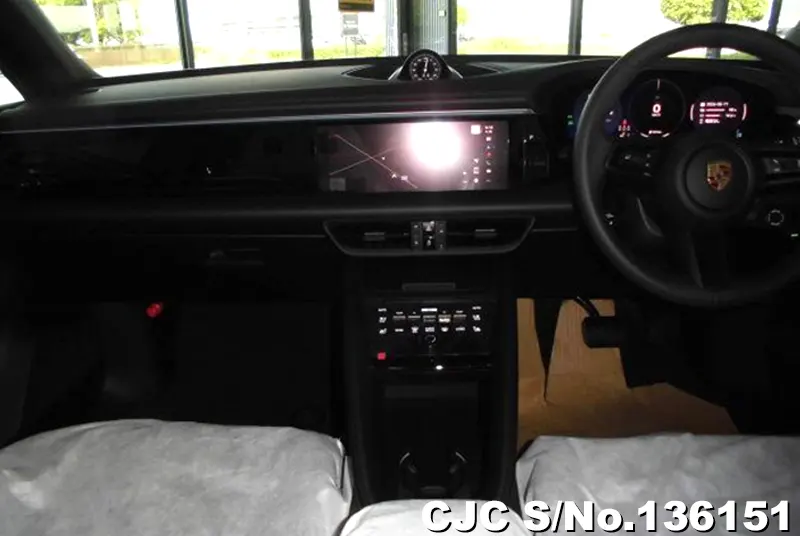 Porsche Macan in White for Sale Image 6