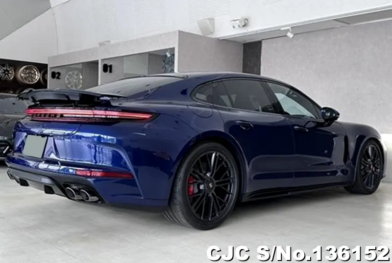 Porsche Panamera in Blue for Sale Image 2