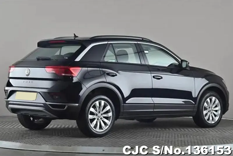 Volkswagen T-Roc in Black for Sale Image 2