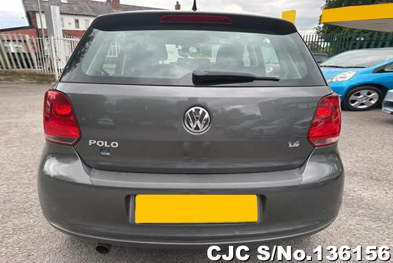 Volkswagen Polo in Gray for Sale Image 4