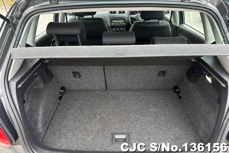 Volkswagen Polo in Gray for Sale Image 6